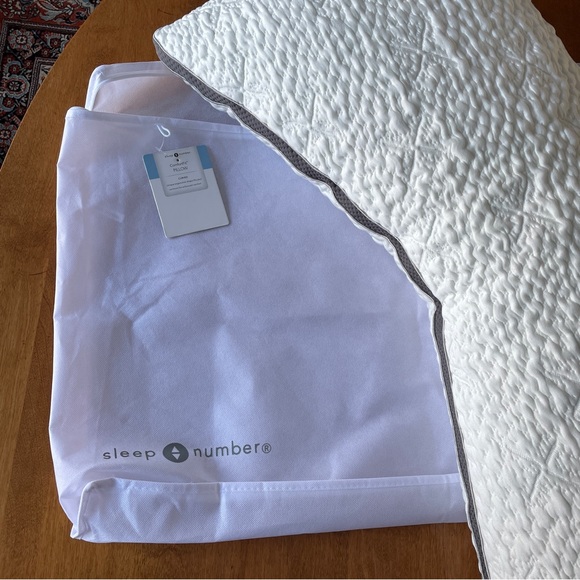 Sleep Number Comfortfit Pillow, King Size, Curved Best For Side & Back Sleepers - Picture 2 of 11